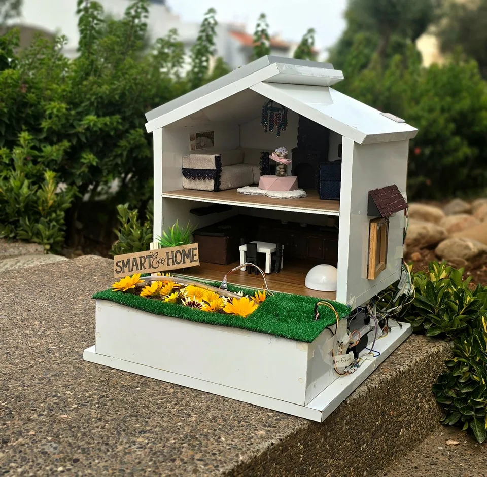 Smart home hardware model photographed for the VART repository